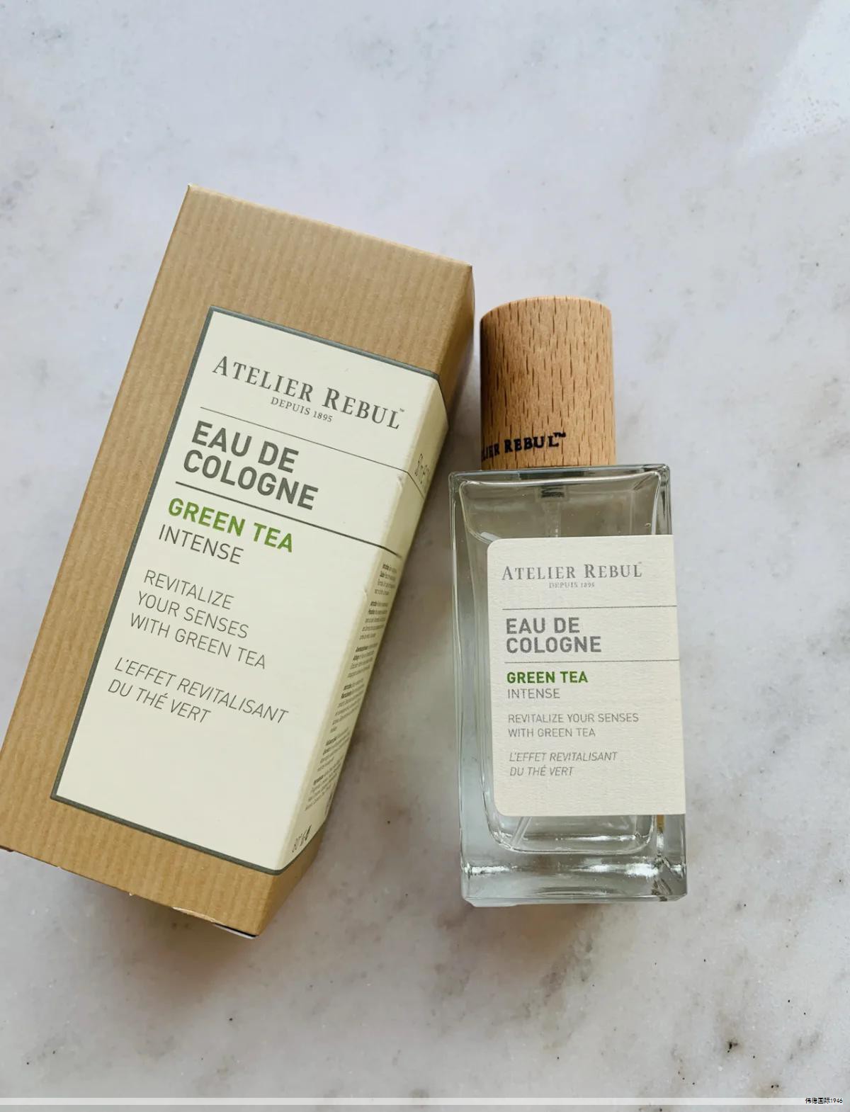 2025年范思哲女士香水哪个好？精选十款热门香氛，带你了解范思哲迪伦、晶钻等系列香水特点，找到最适合你的专属味道！