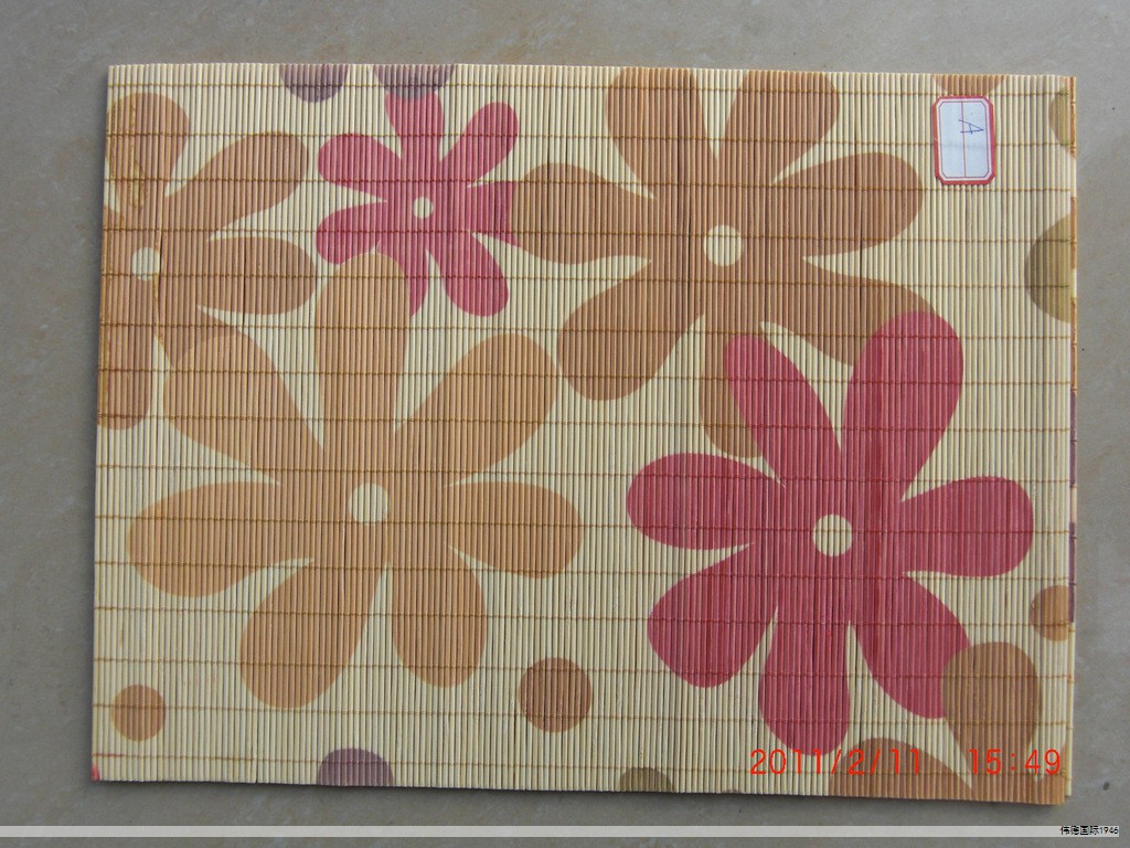 最近在全球范围内掀起了一股“瓶盖挑战”的热潮。按照挑战规则,要求用回旋踢拧掉瓶盖,瓶身不能翻倒、不能踢碎瓶身,最关键的是动作要足够有观赏性。这个酷炫动作迅速被网友模仿,不少知名人物也加入了热潮,呈现出各式各样的精彩瞬间。 最近在全球范围内掀起了一股“瓶盖挑战”的热潮。按照挑战规则,要求用回旋踢拧掉瓶盖,瓶身不能翻倒、不能踢碎瓶身,最关键的是动作要足够有观赏性。这个酷炫动作迅速被网友模仿,不少知名人物也加入了热潮,呈现出各式各样的精彩瞬间。