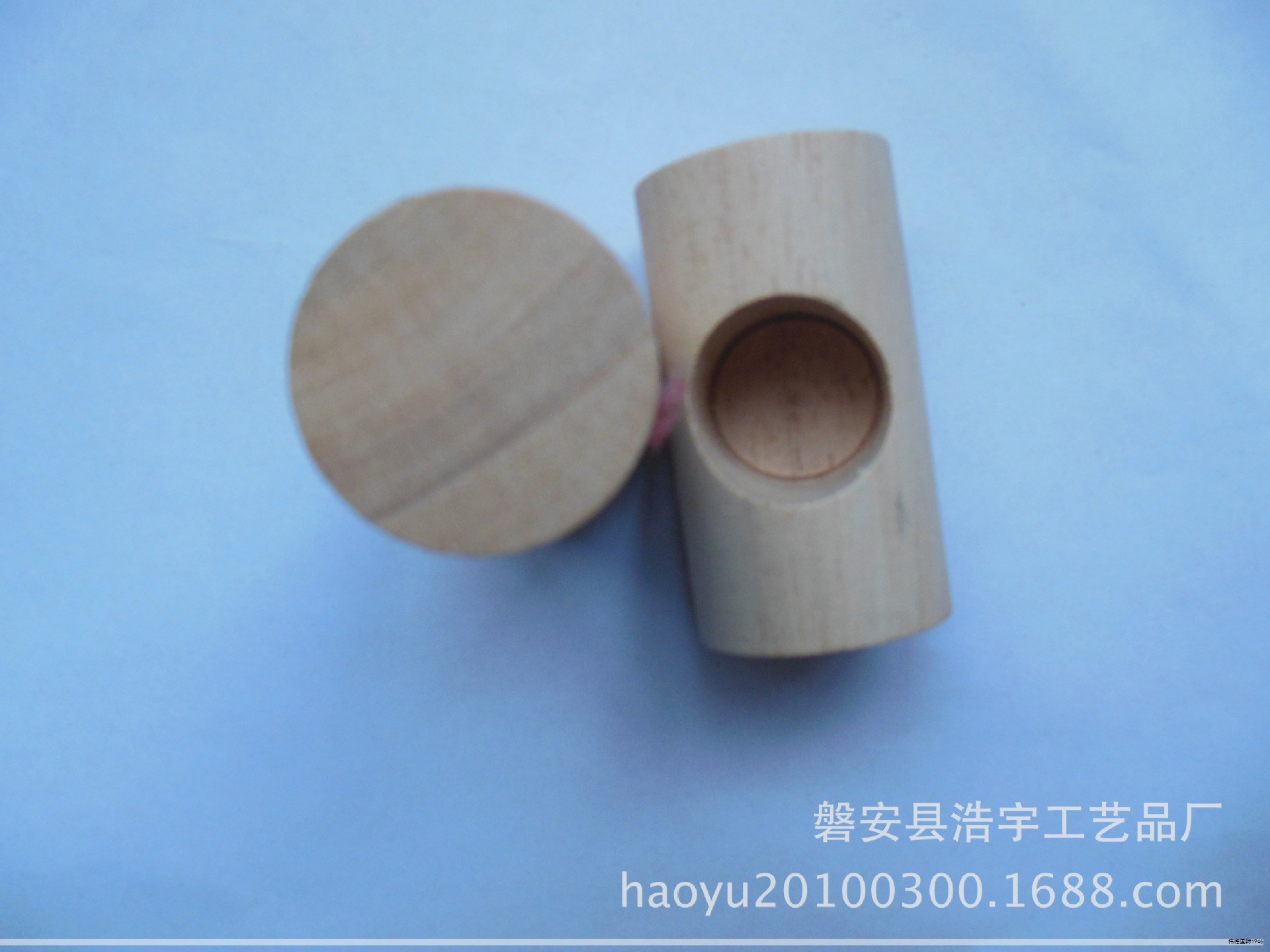 在寻找能够展现个人魅力与风格的香水时，海量选择往往让人犹豫不决。哪些香氛既清新怡人，又能在肌肤上留香持久？以下九款香水兼具好闻与持久力，作为春夏穿搭的参考。