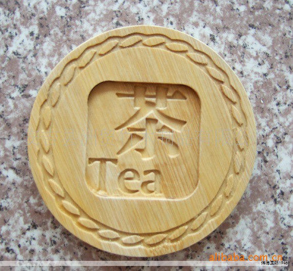 瓶盖是日常生活中最常见的小部件之一。多数人将其视为简单的封口工具，但在设计师眼中，它仍然蕴藏无限可能。下面分享几组 weekend 创意瓶盖设计案例，希望带来新的设计灵感。