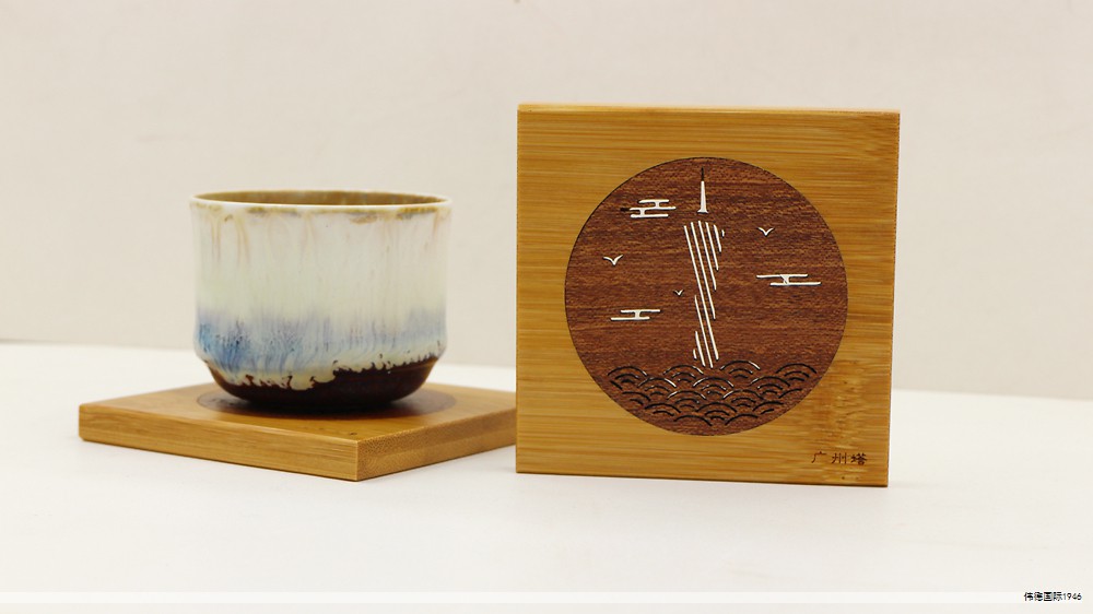 Diptyque香水在香调结构与表达上相对丰富,官方将香水按香调分为花香、木质香、辛香、柑橘香、草本香等系列,EDP与 EDT之间存在浓淡差异,瓶型也各有特色。整体而言,浓香系列留香较久,木质、花香和柑橘等风格则各有侧重。除了常规瓶装,还有多种包装形式与容量的变体,但核心香调的风格与气质始终保持一致。以下从宏观角度概览各香水的主要特点和香调走向。 Diptyque香水在香调结构与表达上相对丰富,官方将香水按香调分为花香、木质香、辛香、柑橘香、草本香等系列,EDP与 EDT之间存在浓淡差异,瓶型也各有特色。整体而言,浓香系列留香较久,木质、花香和柑橘等风格则各有侧重。除了常规瓶装,还有多种包装形式与容量的变体,但核心香调的风格与气质始终保持一致。以下从宏观角度概览各香水的主要特点和香调走向。