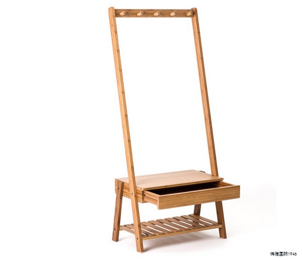 球形盖包装正在成为一股显著的设计潮流。随着认知度提升和制造成本的逐步下降，这种简单的盖型逐渐成为品牌表达品质与个性的关键细节。它不仅提升瓶口的可操作性，还在货架上创造出更强的辨识度，成为视觉记忆点的核心元素。