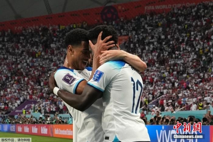 00后双星闪耀世界杯 英格兰6-2伊朗开启胜利征程