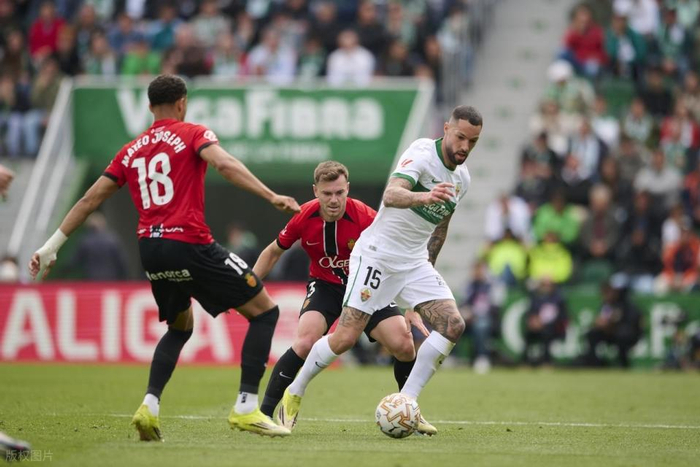 西甲保级战关键对决埃尔切逆转马略卡终结连败