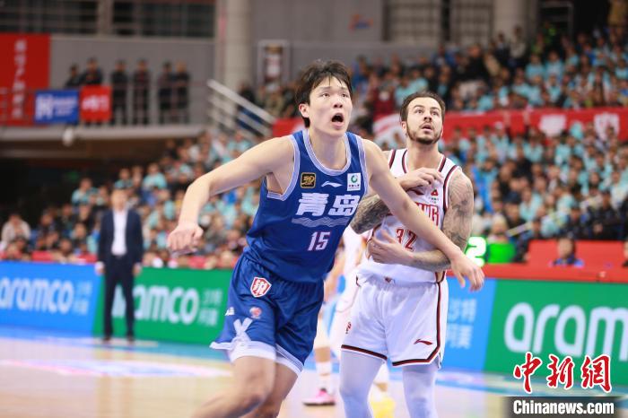 青岛国信制药队主场力克浙江稠州金租队，抢占